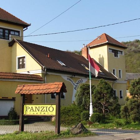 Torkolat Panzió Acomodação com café da manhã Tokaj Exterior foto