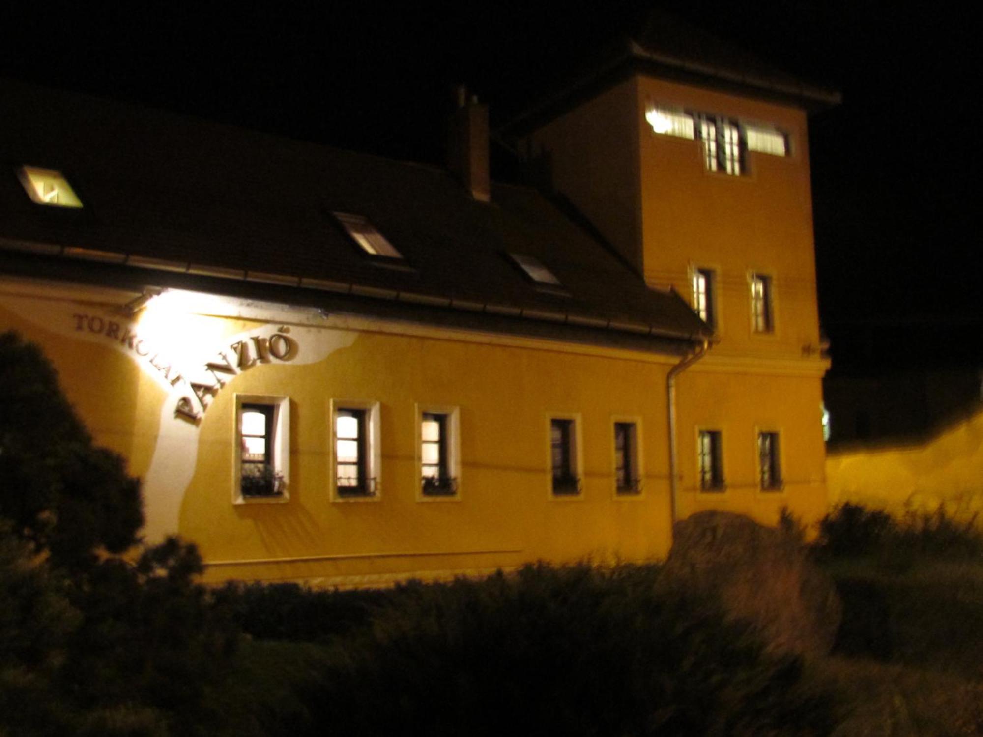 Torkolat Panzió Acomodação com café da manhã Tokaj Exterior foto