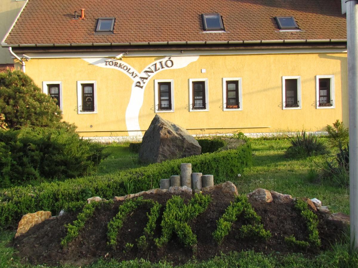 Torkolat Panzió Acomodação com café da manhã Tokaj Exterior foto